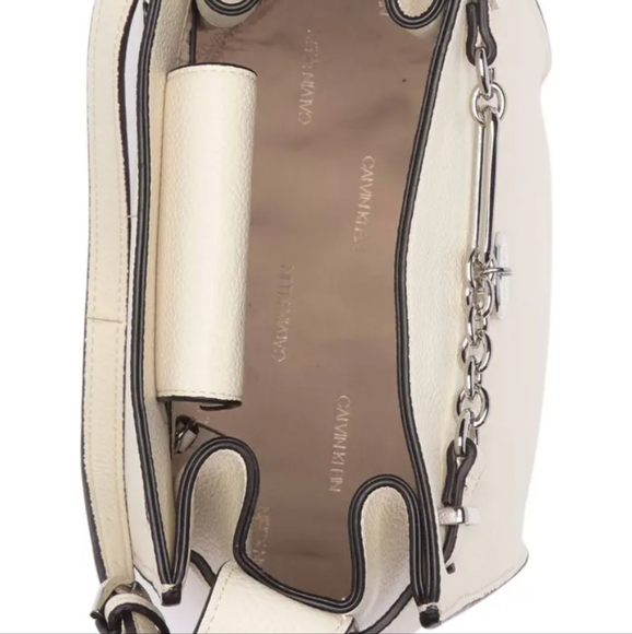 Calvin Klein Lennon Shoulder Bag - Picture 6 of 9